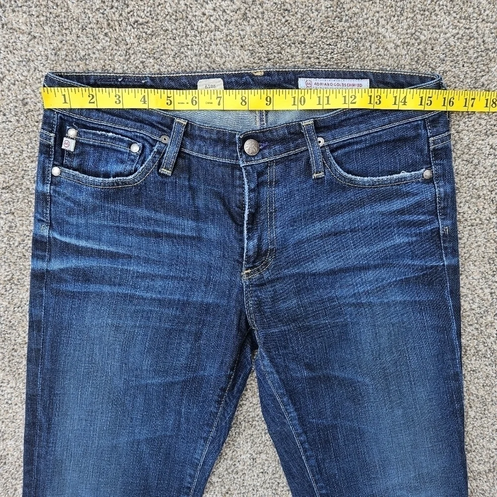 AG Adriano Goldschmied The Kiss Slim Straight Jeans Medium Wash Low Rise Sz 30R